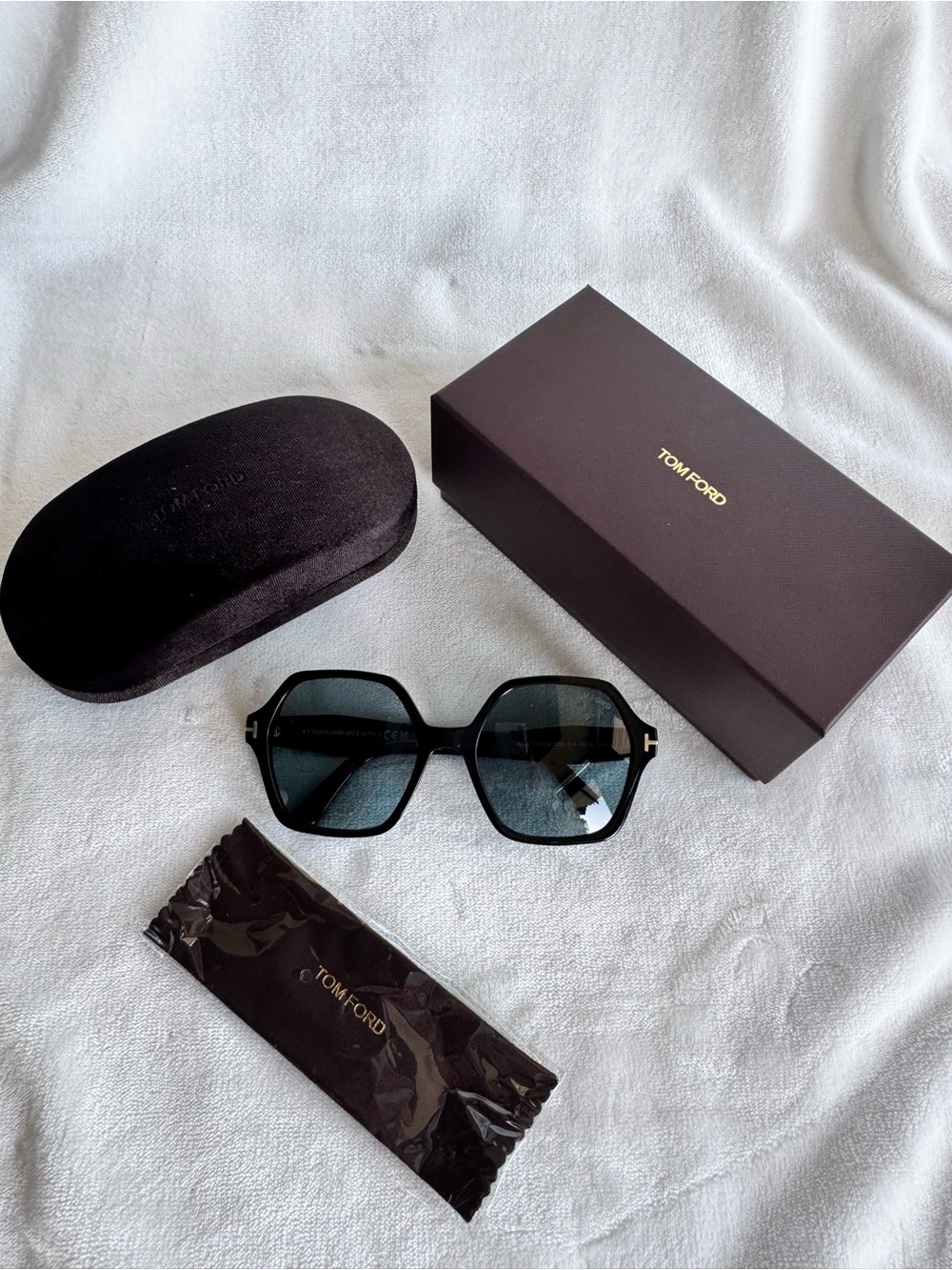 Tom Ford 56 mm Black Geometric Women's Sunglasses with box